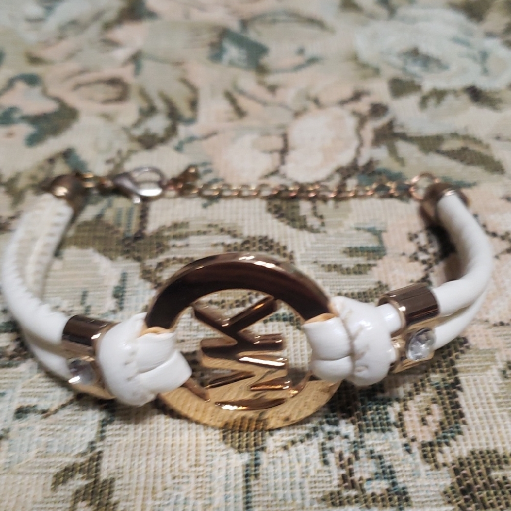 Michael Kors Gold and White Leather Bracelet with with 2 Faux Stones Knot Design